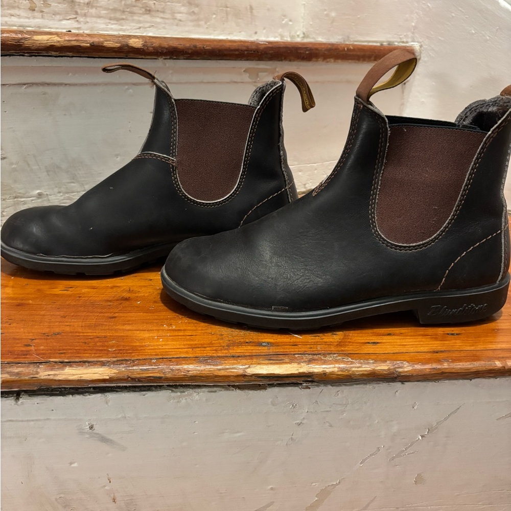 Blundstone Black and Brown Leather Boots